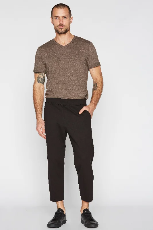 Men's pants for city comfort-Men's Performance Ponte Cut Off Pant