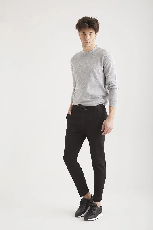 Men's pants with lean tones-Felix Jogger Chino Pants Black