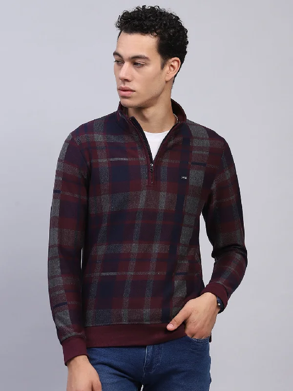 slim fit men’s short sleeve shirts -Men Maroon Check Mock Neck Full Sleeve Winter T-Shirt