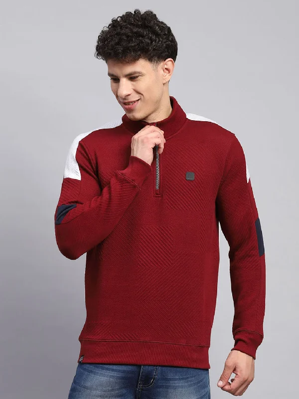 men’s v-neck short sleeve t-shirts -Men Maroon Self Design Mock Neck Full Sleeve Winter T-Shirt